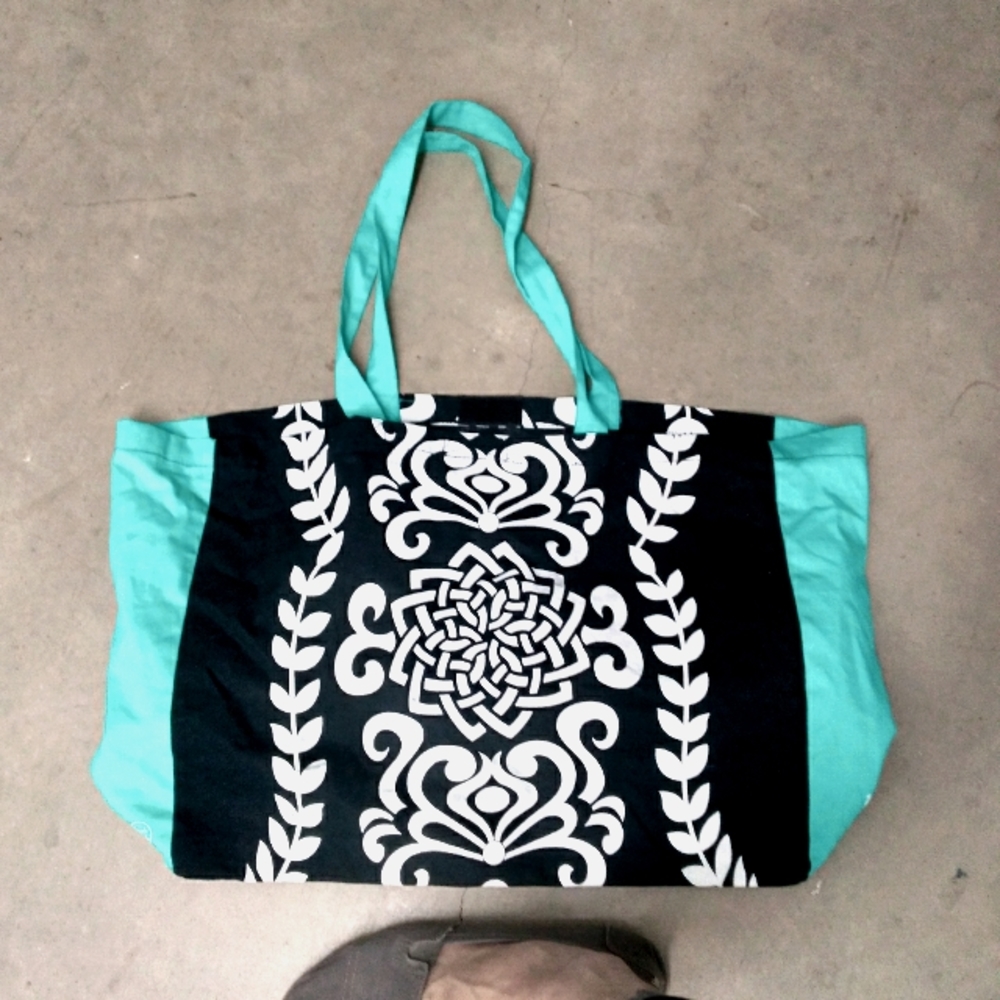 Oversized JCpennys NICOLE MILLER travel Tote